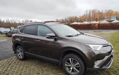 Toyota RAV4, 2019 год, 2 700 000 рублей, 12 фотография