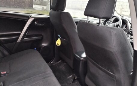 Toyota RAV4, 2019 год, 2 700 000 рублей, 11 фотография