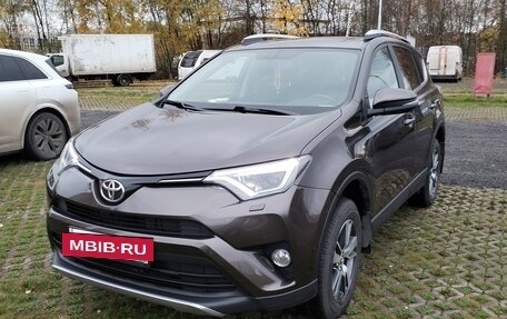 Toyota RAV4, 2019 год, 2 700 000 рублей, 17 фотография