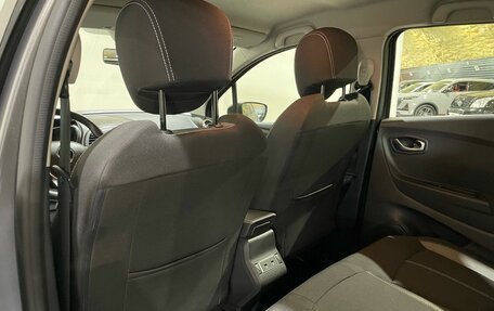 Renault Kaptur I рестайлинг, 2021 год, 1 830 000 рублей, 29 фотография