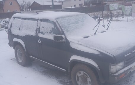 Nissan Terrano II рестайлинг, 1992 год, 230 000 рублей, 3 фотография