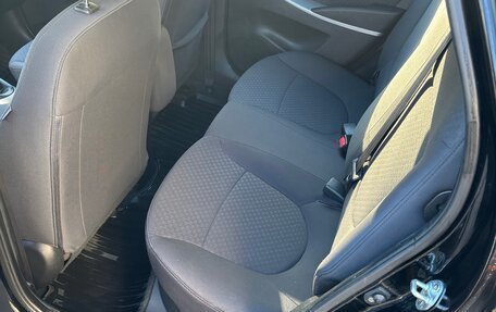 Hyundai Solaris II рестайлинг, 2012 год, 600 000 рублей, 6 фотография