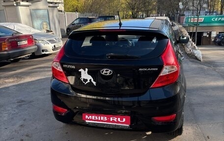 Hyundai Solaris II рестайлинг, 2012 год, 600 000 рублей, 3 фотография