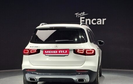 Mercedes-Benz GLB, 2022 год, 3 180 000 рублей, 4 фотография