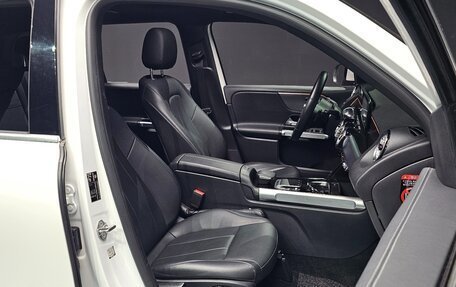 Mercedes-Benz GLB, 2022 год, 3 180 000 рублей, 17 фотография