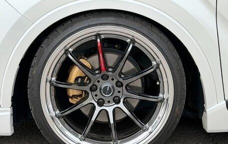 Toyota C-HR I рестайлинг, 2023 год, 1 590 000 рублей, 16 фотография