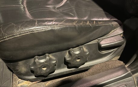 Hyundai Sonata IV рестайлинг, 2004 год, 160 000 рублей, 8 фотография