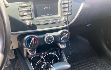 KIA Rio IV, 2017 год, 1 349 999 рублей, 23 фотография