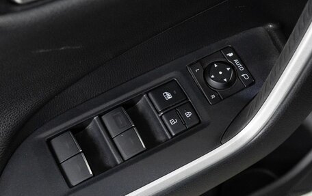 Toyota RAV4, 2023 год, 3 999 000 рублей, 14 фотография