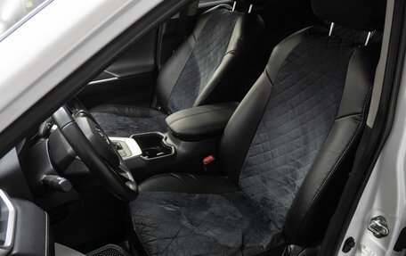 Toyota RAV4, 2023 год, 3 999 000 рублей, 15 фотография