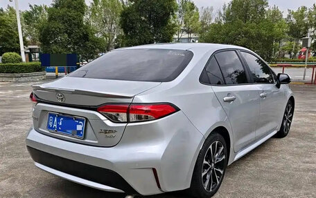 Toyota Corolla, 2022 год, 1 290 000 рублей, 5 фотография