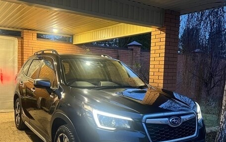Subaru Forester, 2019 год, 2 550 000 рублей, 2 фотография