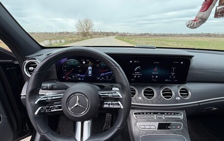 Mercedes-Benz E-Класс, 2020 год, 4 800 000 рублей, 14 фотография