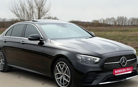Mercedes-Benz E-Класс, 2020 год, 4 800 000 рублей, 3 фотография