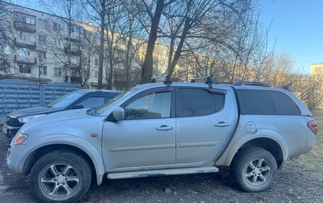 Mitsubishi L200 IV рестайлинг, 2008 год, 900 000 рублей, 4 фотография