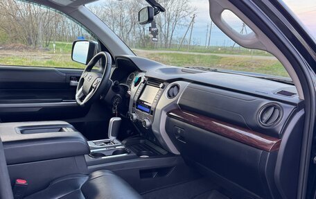 Toyota Tundra II, 2014 год, 4 980 000 рублей, 8 фотография