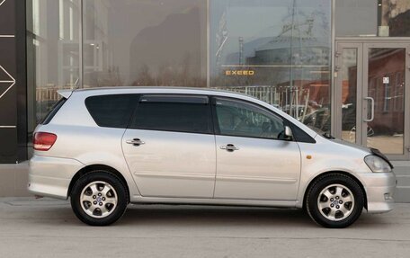 Toyota Ipsum II, 2001 год, 805 000 рублей, 4 фотография