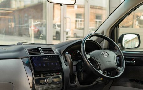 Toyota Ipsum II, 2001 год, 805 000 рублей, 10 фотография