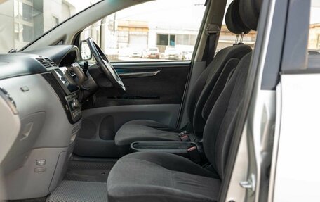 Toyota Ipsum II, 2001 год, 805 000 рублей, 19 фотография