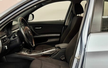 BMW 3 серия, 2009 год, 950 000 рублей, 13 фотография