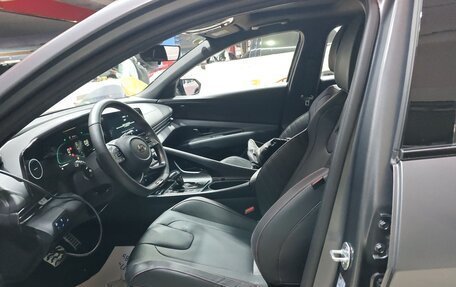 Hyundai Elantra, 2023 год, 2 150 000 рублей, 11 фотография