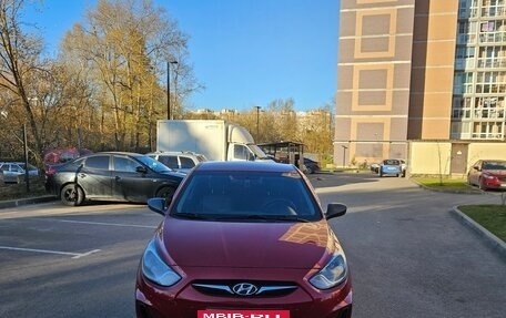 Hyundai Solaris II рестайлинг, 2013 год, 850 000 рублей, 7 фотография