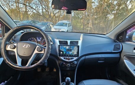 Hyundai Solaris II рестайлинг, 2013 год, 850 000 рублей, 15 фотография