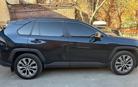 Toyota RAV4, 2020 год, 4 250 000 рублей, 4 фотография