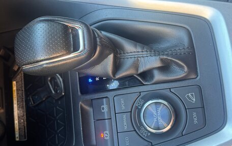 Toyota RAV4, 2020 год, 4 250 000 рублей, 6 фотография