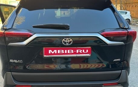 Toyota RAV4, 2020 год, 4 250 000 рублей, 7 фотография