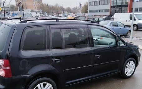 Volkswagen Touran III, 2008 год, 800 000 рублей, 6 фотография