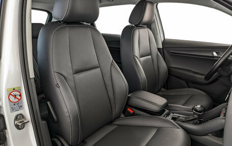 Skoda Karoq I, 2021 год, 2 200 000 рублей, 24 фотография