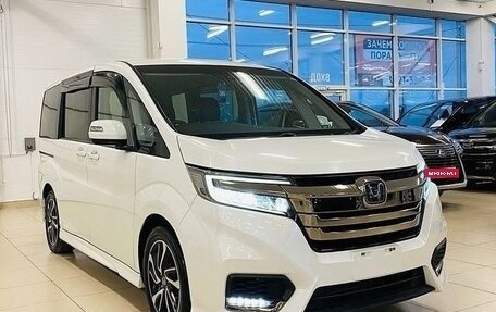 Honda Stepwgn IV, 2021 год, 2 230 000 рублей, 1 фотография