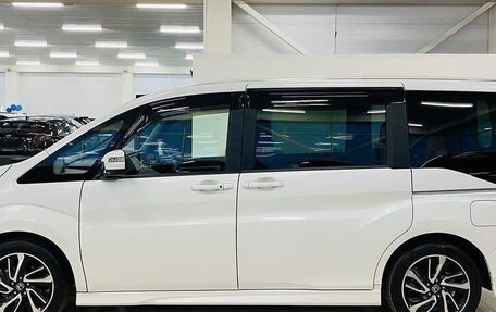 Honda Stepwgn IV, 2021 год, 2 230 000 рублей, 5 фотография