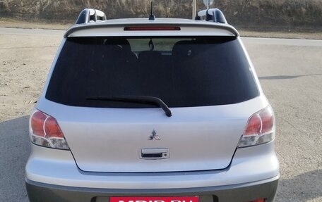 Mitsubishi Outlander III рестайлинг 3, 2004 год, 660 000 рублей, 6 фотография