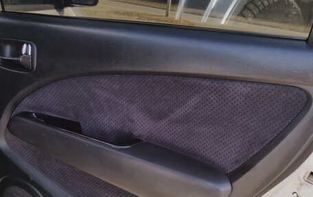 Mitsubishi Outlander III рестайлинг 3, 2004 год, 660 000 рублей, 17 фотография