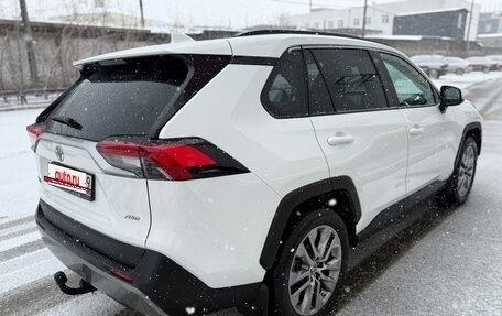 Toyota RAV4, 2021 год, 4 080 000 рублей, 6 фотография