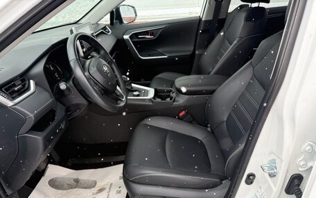 Toyota RAV4, 2021 год, 4 080 000 рублей, 14 фотография