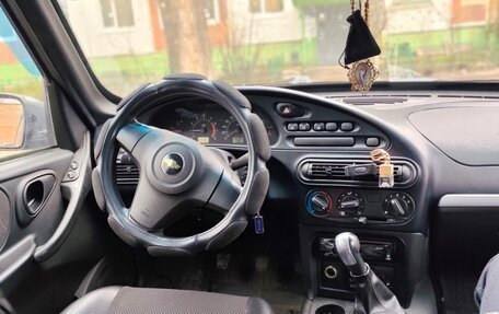 Chevrolet Niva I рестайлинг, 2015 год, 550 000 рублей, 8 фотография