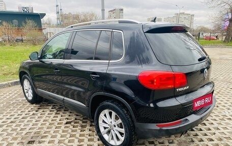 Volkswagen Tiguan I, 2012 год, 1 590 000 рублей, 4 фотография