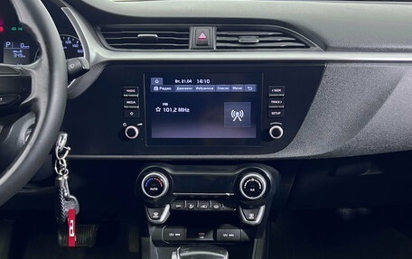 KIA Rio IV, 2022 год, 1 590 000 рублей, 15 фотография