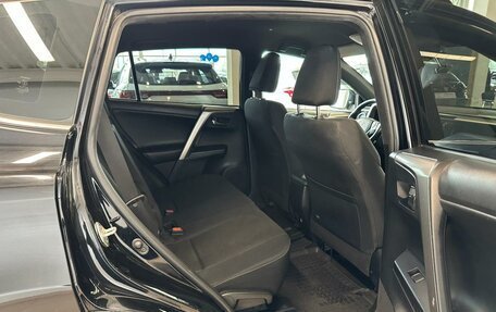 Toyota RAV4, 2019 год, 2 849 900 рублей, 17 фотография