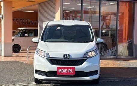 Honda Freed II, 2023 год, 990 000 рублей, 2 фотография