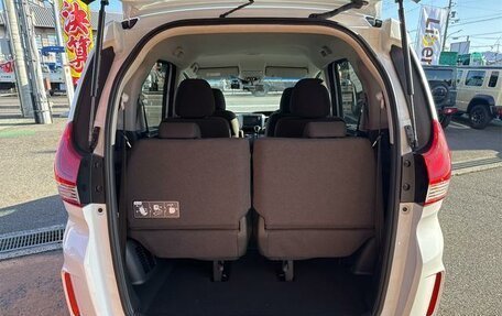 Honda Freed II, 2023 год, 990 000 рублей, 9 фотография