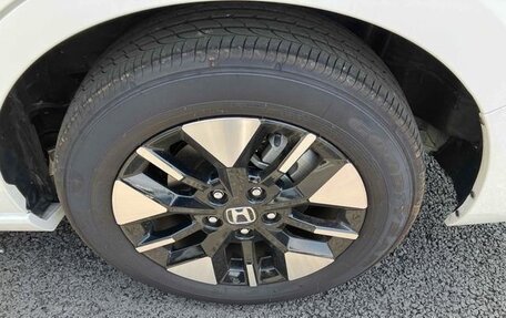 Honda Stepwgn, 2023 год, 1 640 000 рублей, 25 фотография