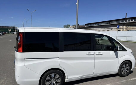 Honda Stepwgn IV, 2015 год, 1 750 000 рублей, 9 фотография