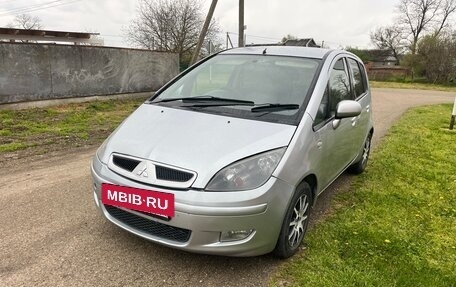 Mitsubishi Colt VI рестайлинг, 2003 год, 295 000 рублей, 2 фотография