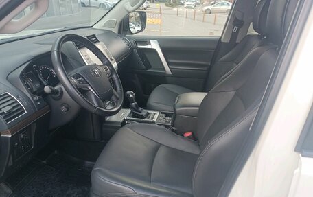 Toyota Land Cruiser Prado 150 рестайлинг 2, 2021 год, 7 250 000 рублей, 10 фотография