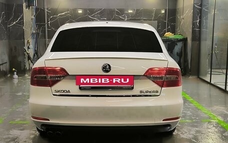 Skoda Superb III рестайлинг, 2013 год, 1 000 000 рублей, 4 фотография