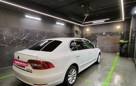 Skoda Superb III рестайлинг, 2013 год, 1 000 000 рублей, 5 фотография